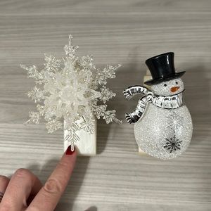 Two Bath & Body works wallflower plugs - holiday